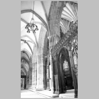 Exeter Cathedral, photo by Heinz Theuerkauf,18.jpg